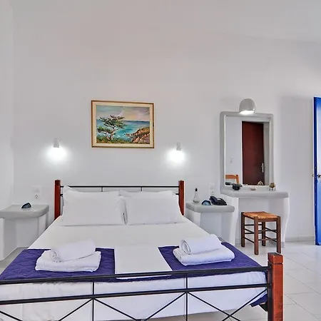 Captain Stavros Milos * Pollonia