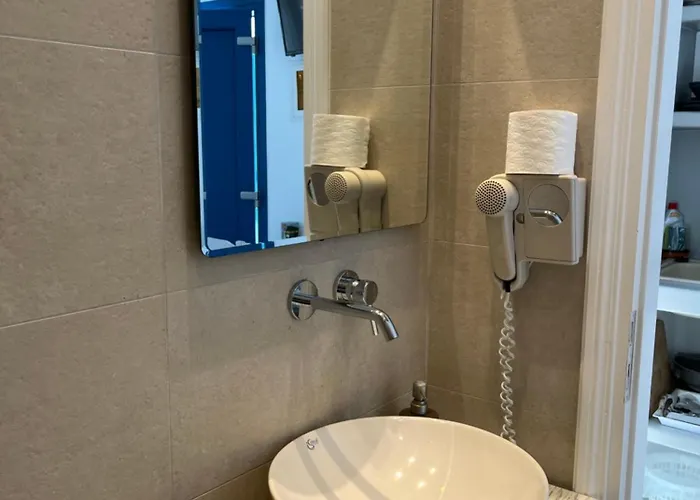 Captain Stavros Milos Apartment Pollonia